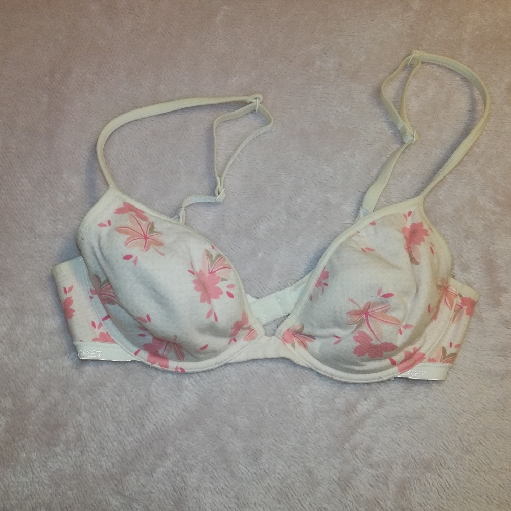 VS Lightly Lined Plunge Bra 34B